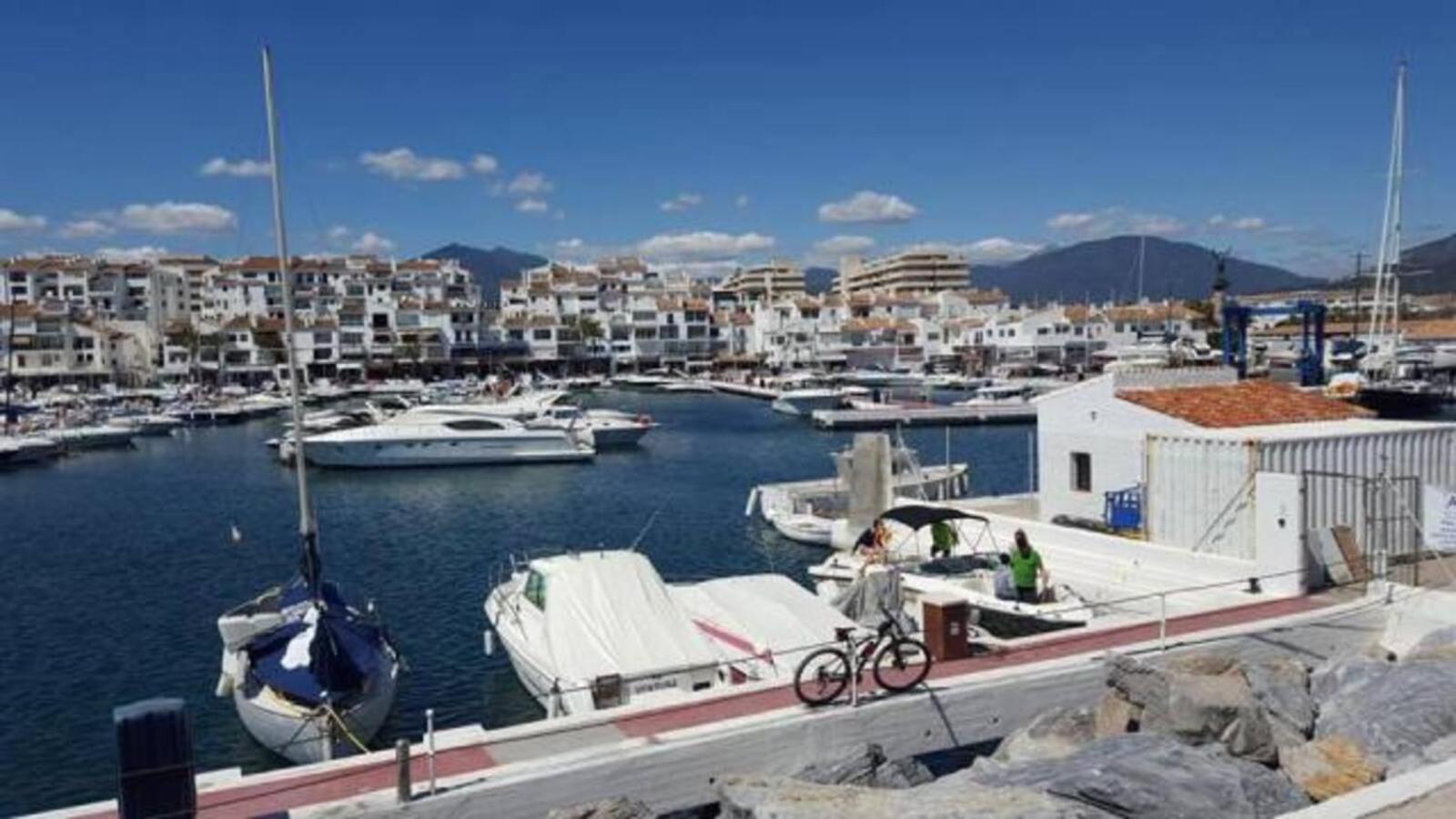 Beautiful Apartment Duquesa Village