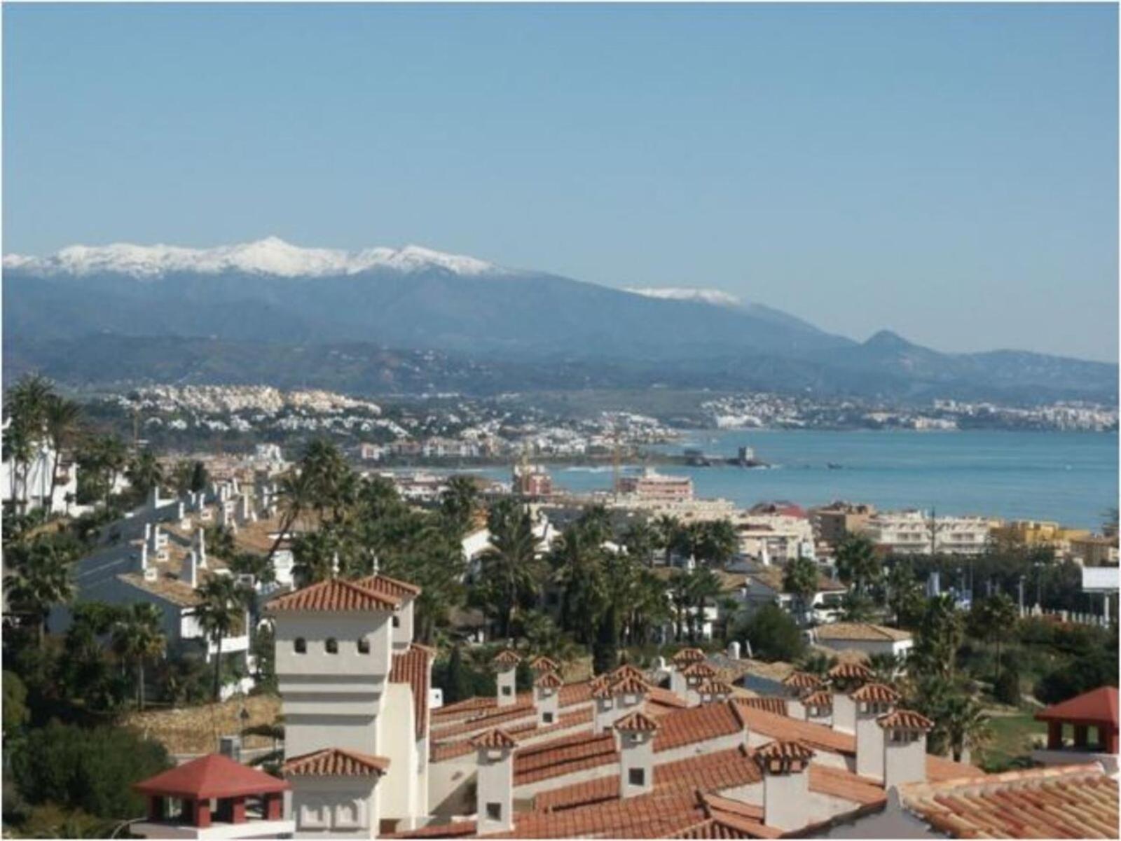 Beautiful Apartment Duquesa Village
