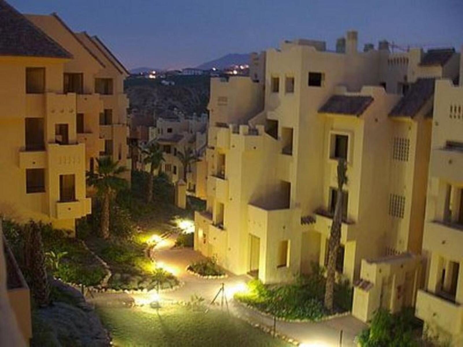 Beautiful Apartment Duquesa Village