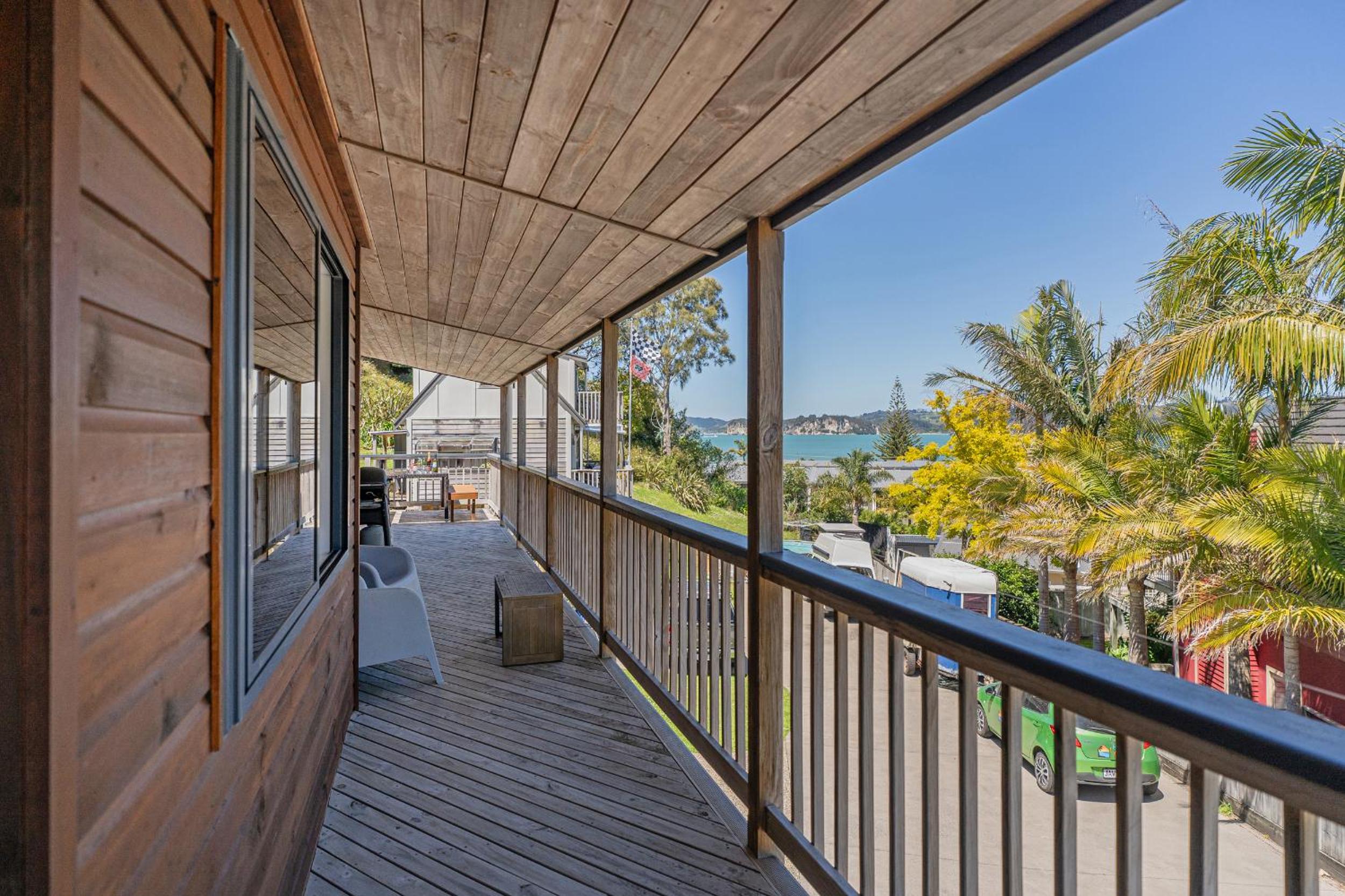 Hosts on the Coast Bayview Bliss