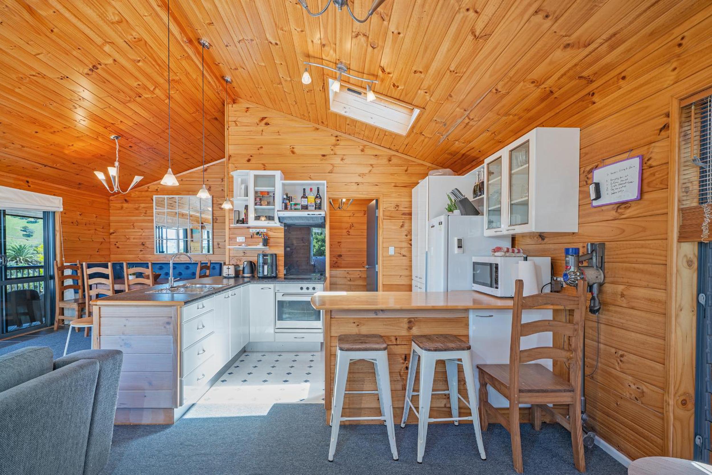 Hosts on the Coast Bayview Bliss