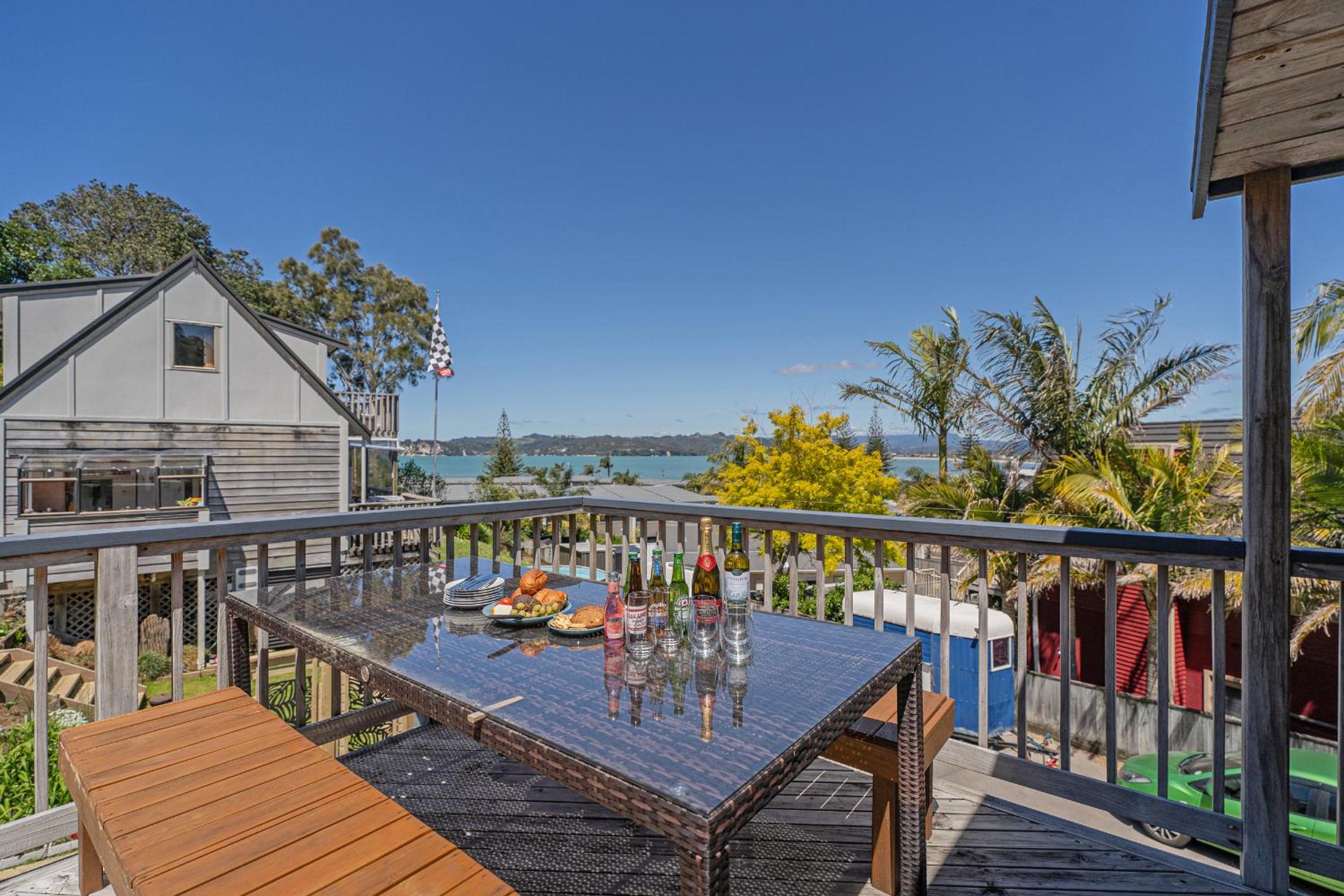 Hosts on the Coast Bayview Bliss