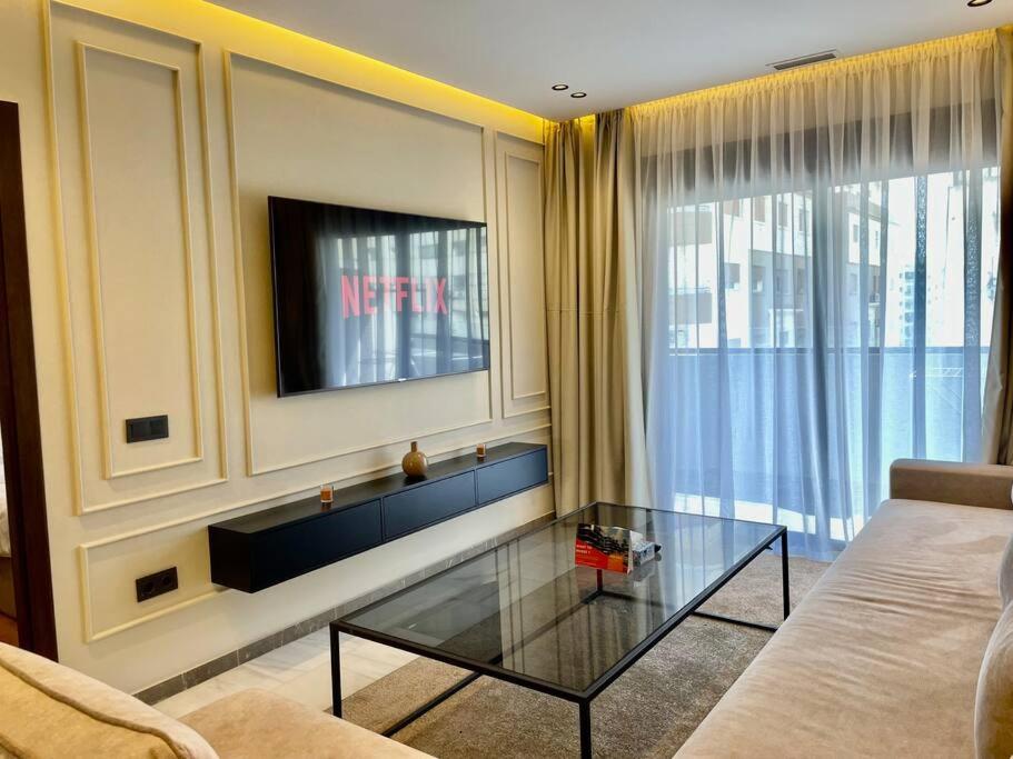 Golden Sand Apartment - Terrace & OceanView 2BD view 2