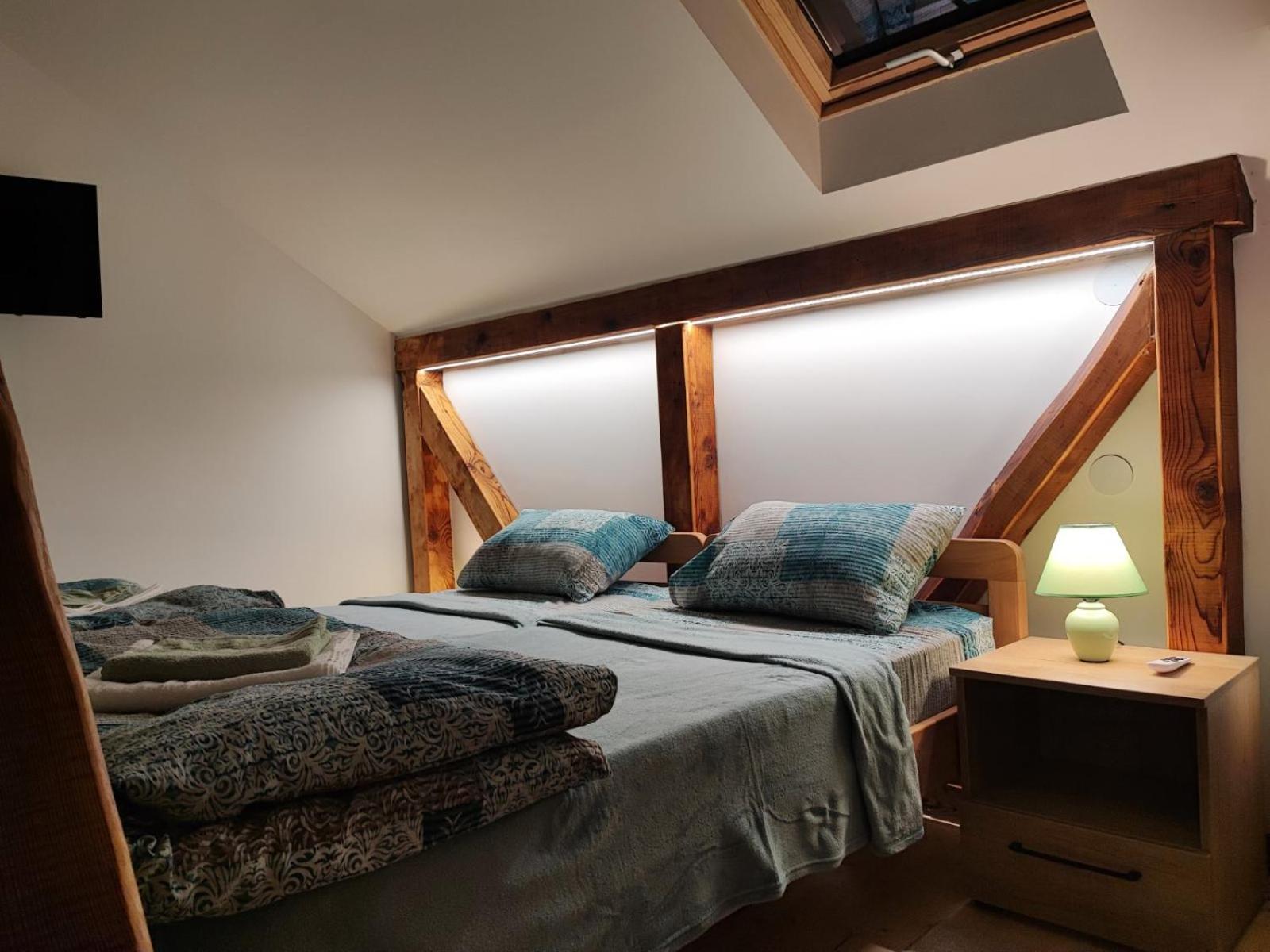 Apartmani Varos & Restaurant