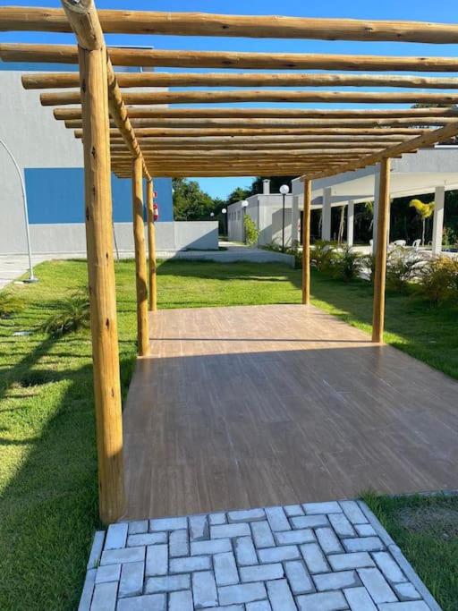 Aconchego da Alê em Porto, Ar condicionado e Piscina, Apartamento inteiro, Cozinha completa, Wifi, 02 Quartos confortáveis, travesseiro nasa , Colchão conf