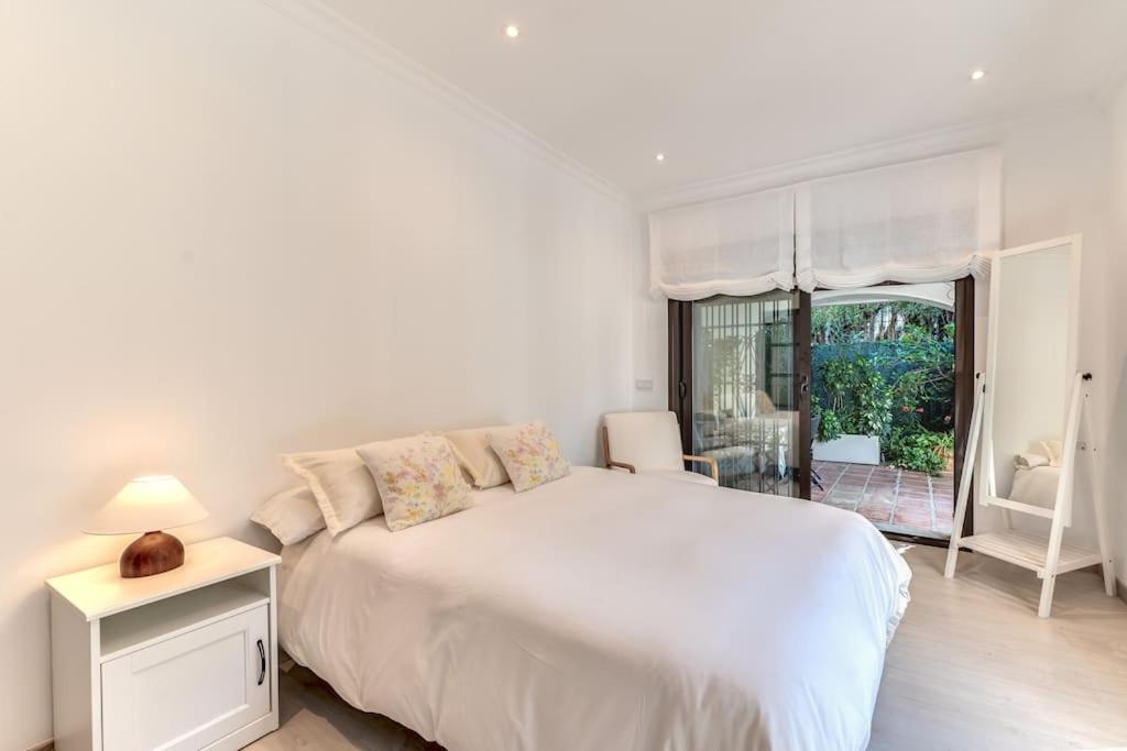Villa in Marbella with golf views