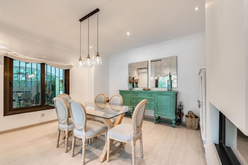 Villa in Marbella with golf views
