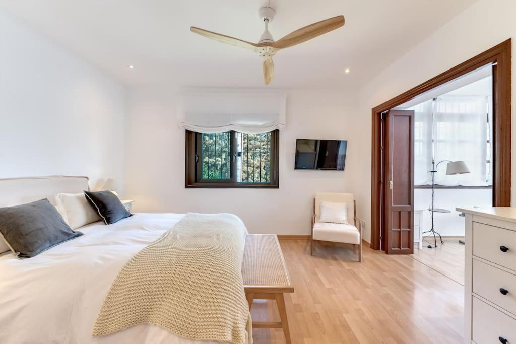 Villa in Marbella with golf views