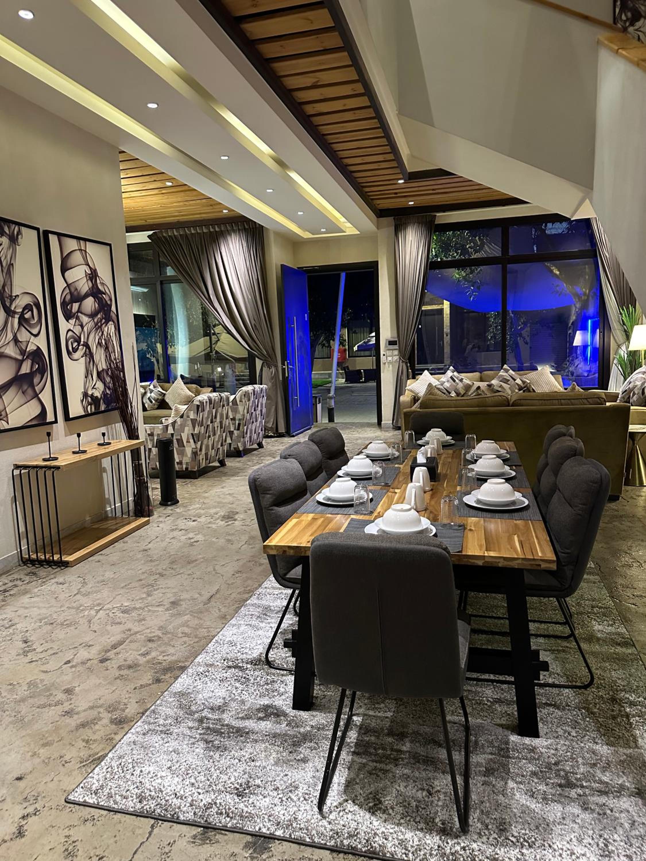 Lacasa Hotel Villas