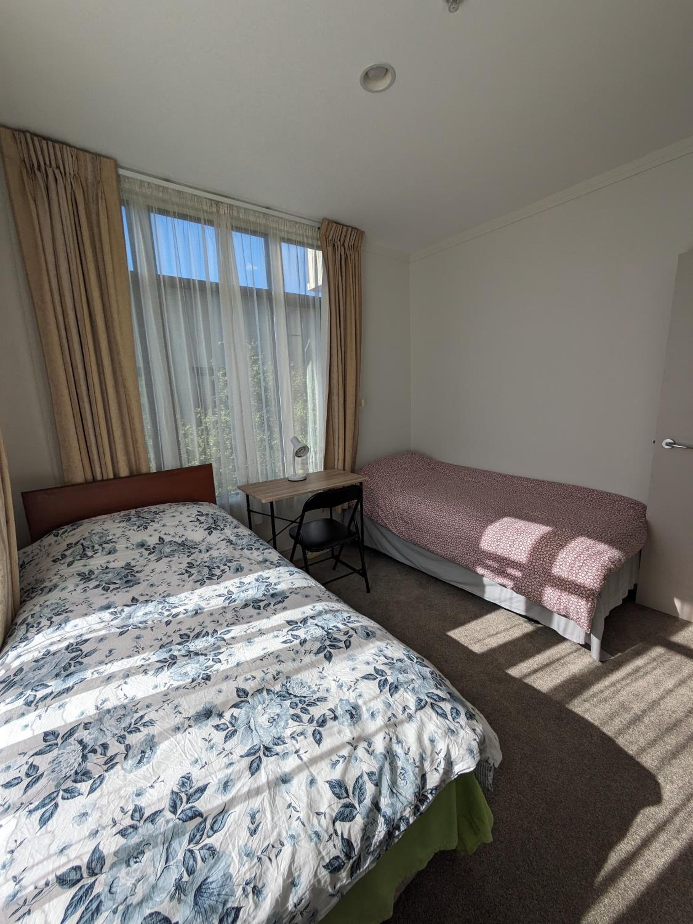 Newmarket Homestay - Twin Room photo 5