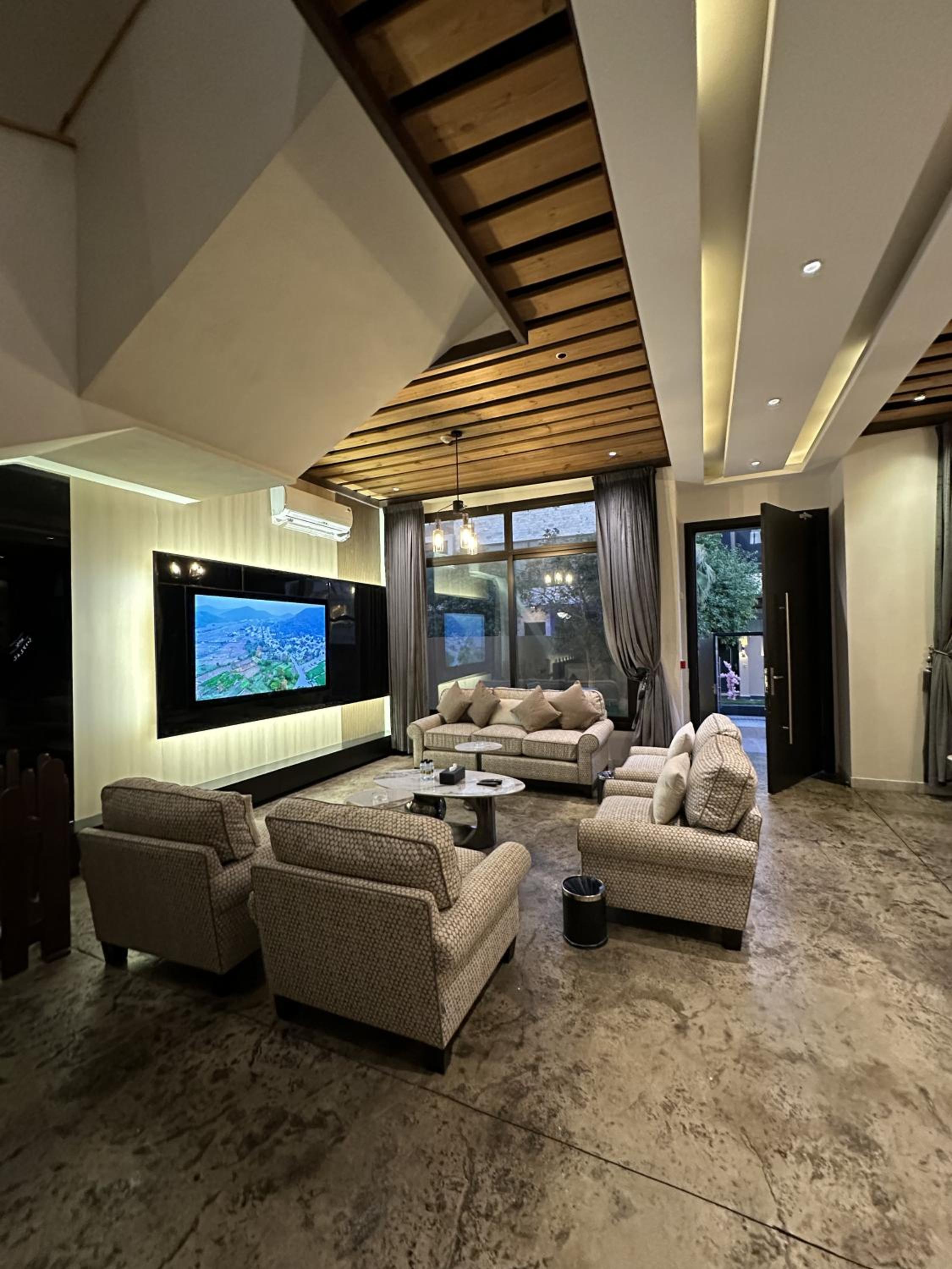 Lacasa Hotel Villas
