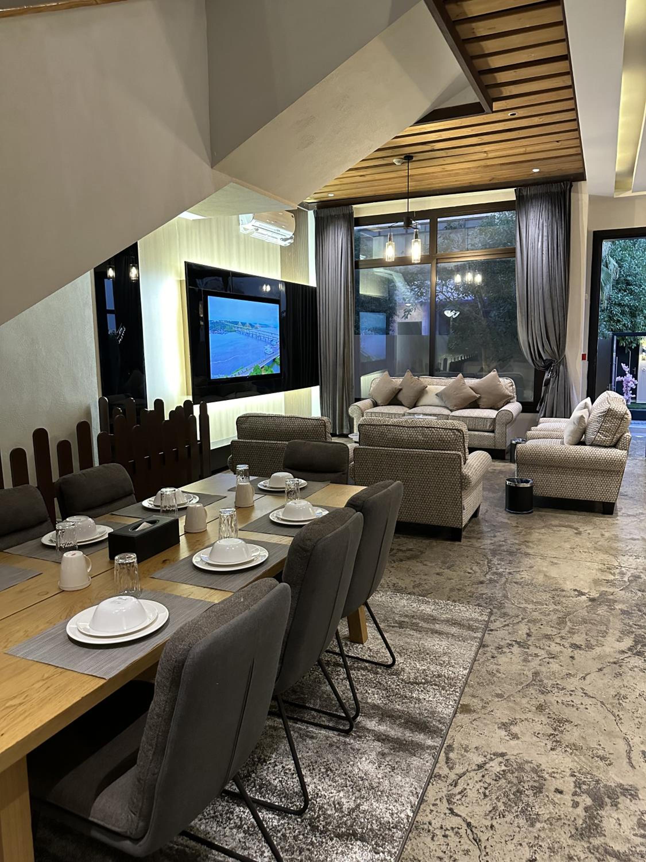 Lacasa Hotel Villas