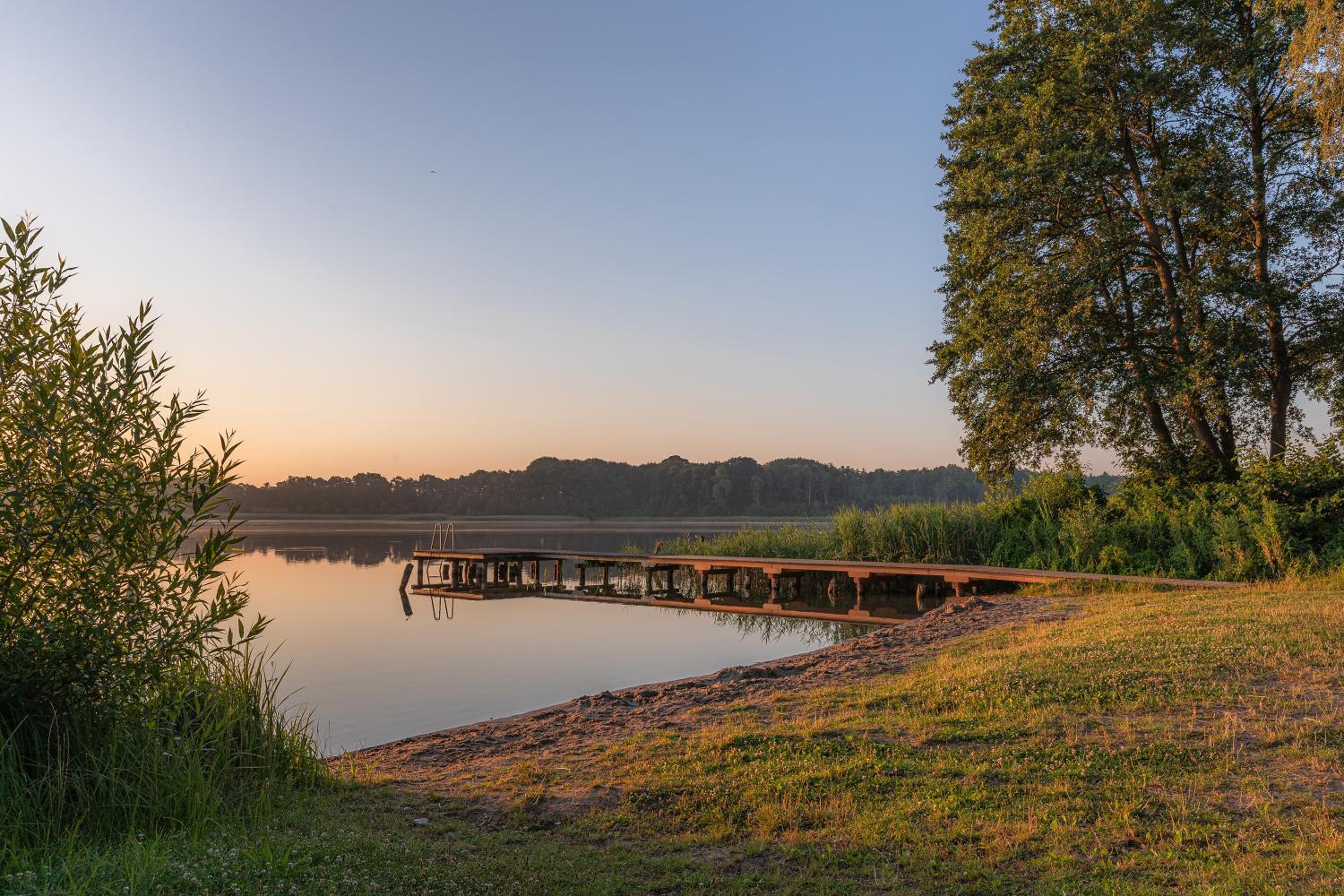 Zuversicht Ferienwohnung am Krakower See Komfort & Wellness mit Seeblick