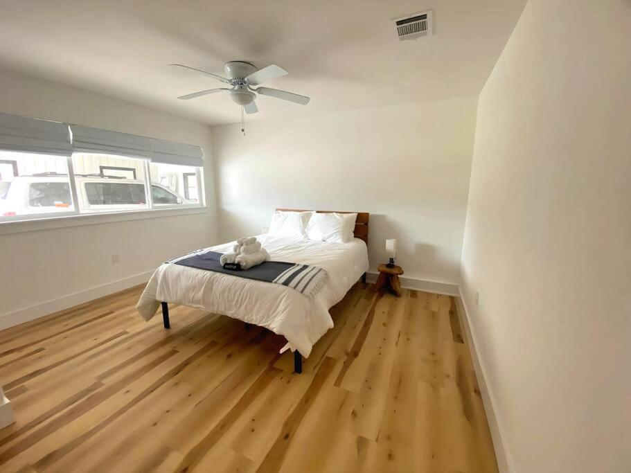 NEW Modern Hill Country Hideaway - Property Image 30