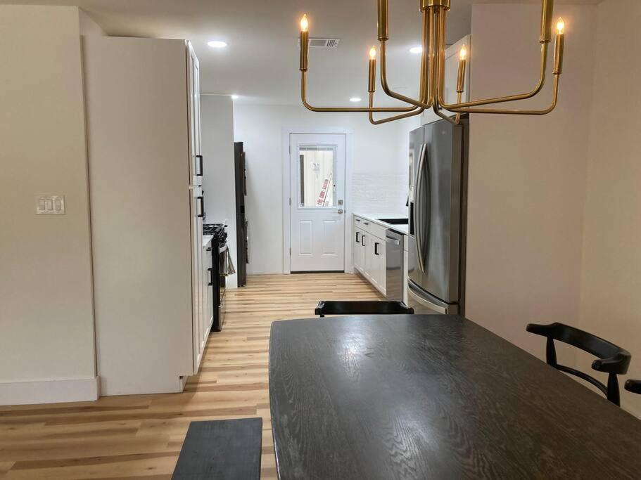 NEW Modern Hill Country Hideaway - Property Image 19