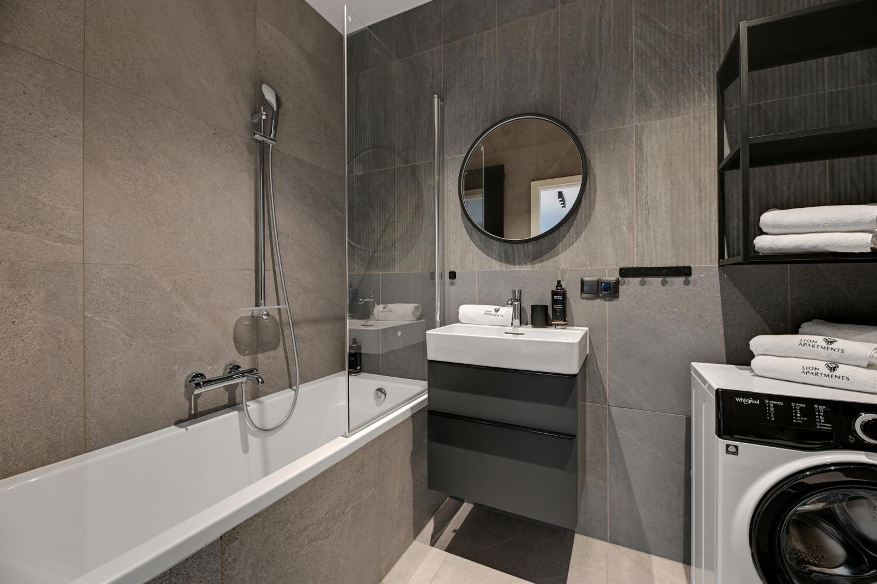 Gdańsk Old Town Scala G Premium Apartments with Parking by Lion Apartments