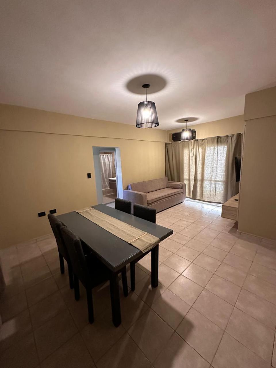 Moderno Apart Centrico para 4 Personas con Patio