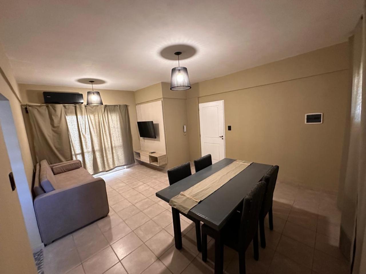 Moderno Apart Centrico para 4 Personas con Patio