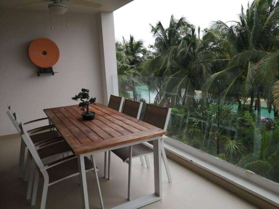 Luxury Golf Condo , Beach Club Access , 2BR 3BA ,Corasol view 5