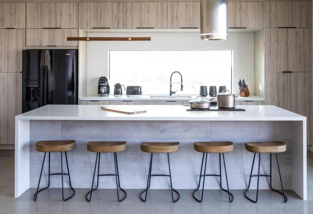 White Twins Resort of Joshua Tree