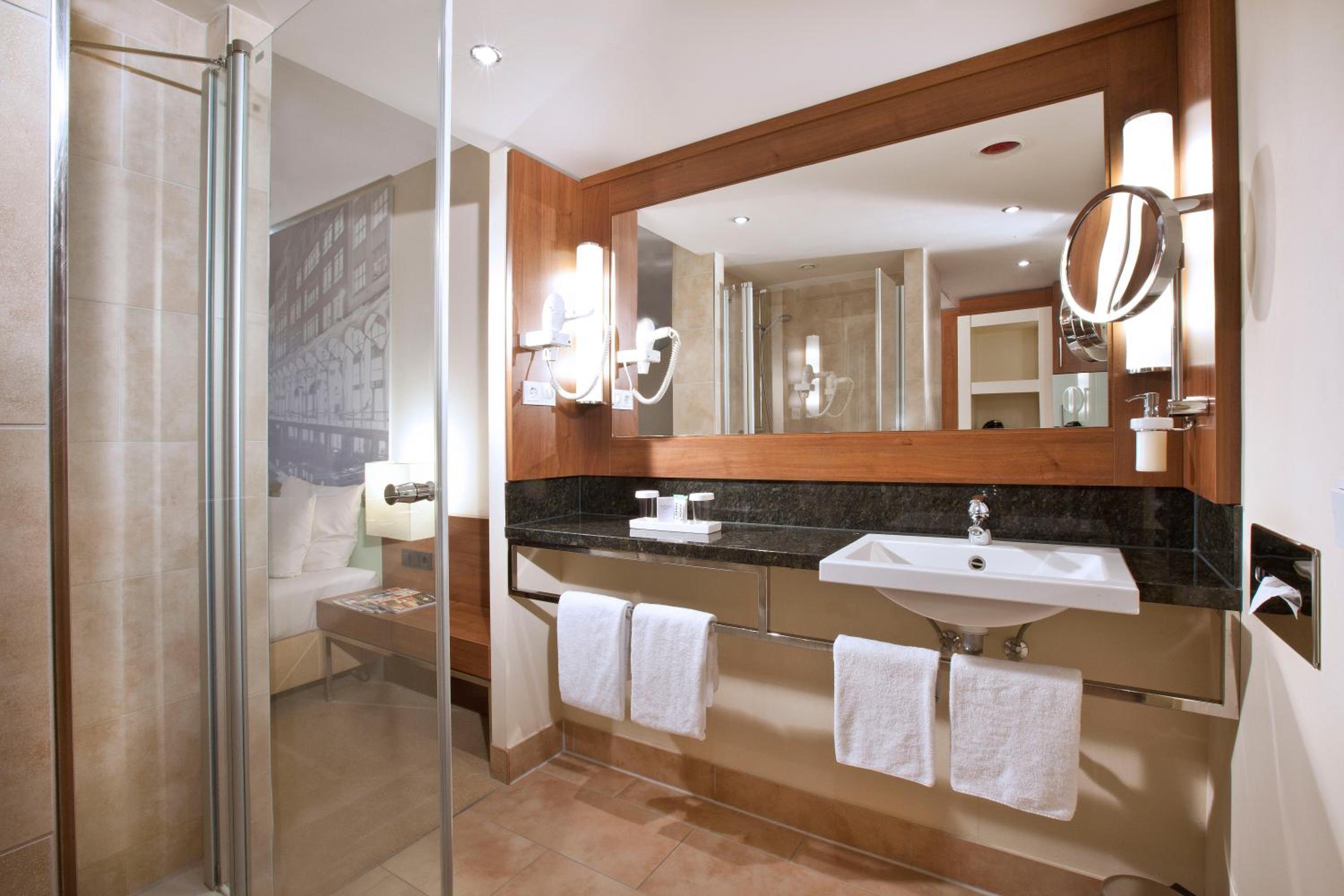 Hamburg Vacations - Lindner Hotel Hamburg am Michel, part of JdV by Hyatt - Property Image 27