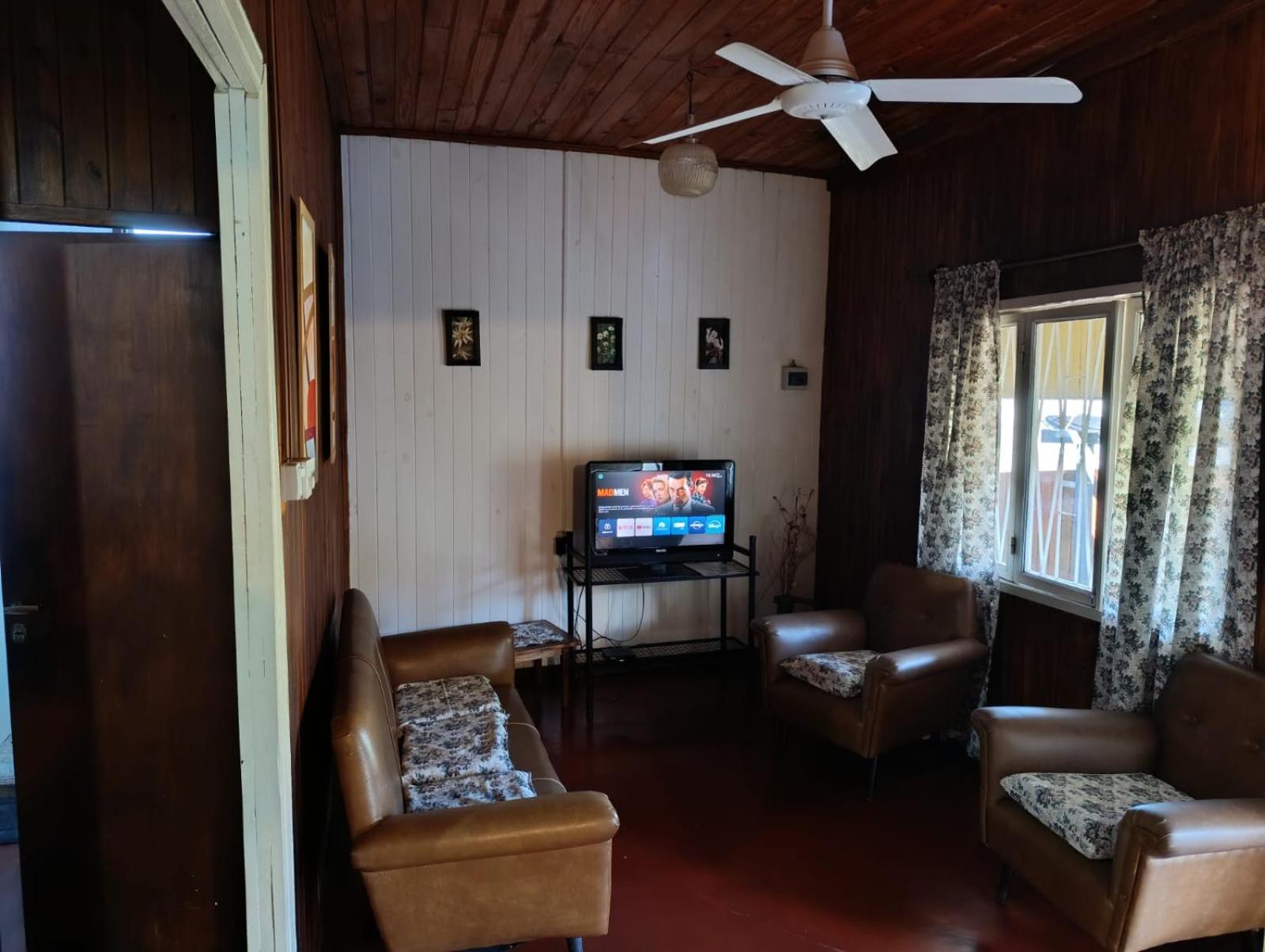 Casa céntrica con estacionamiento