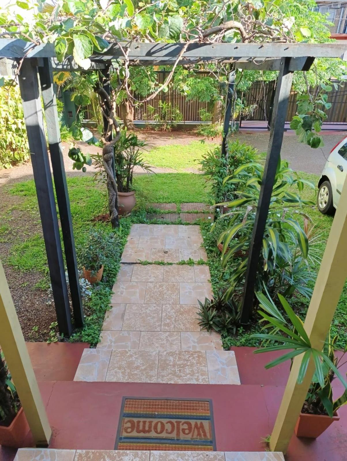 Casa céntrica con estacionamiento