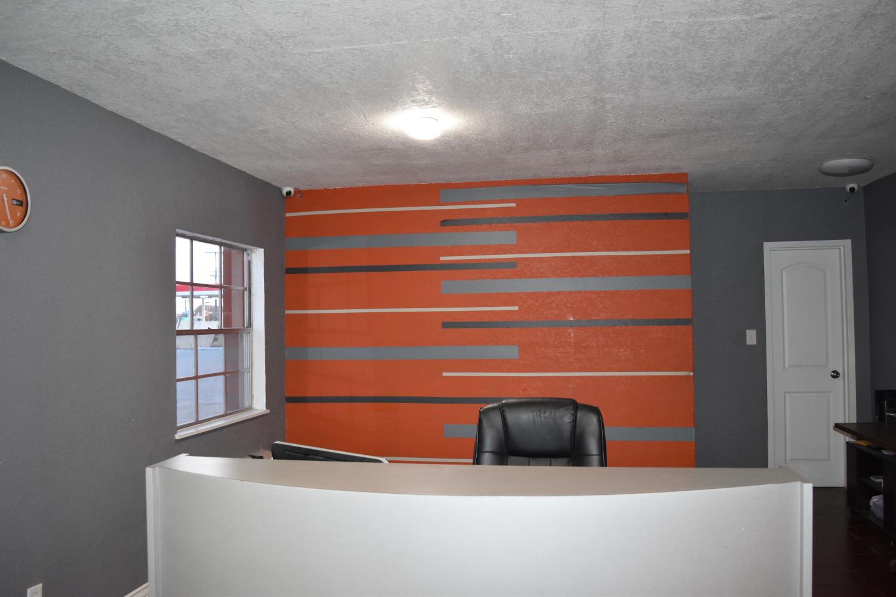 Woodfield Inn and Suites - Property Image 14