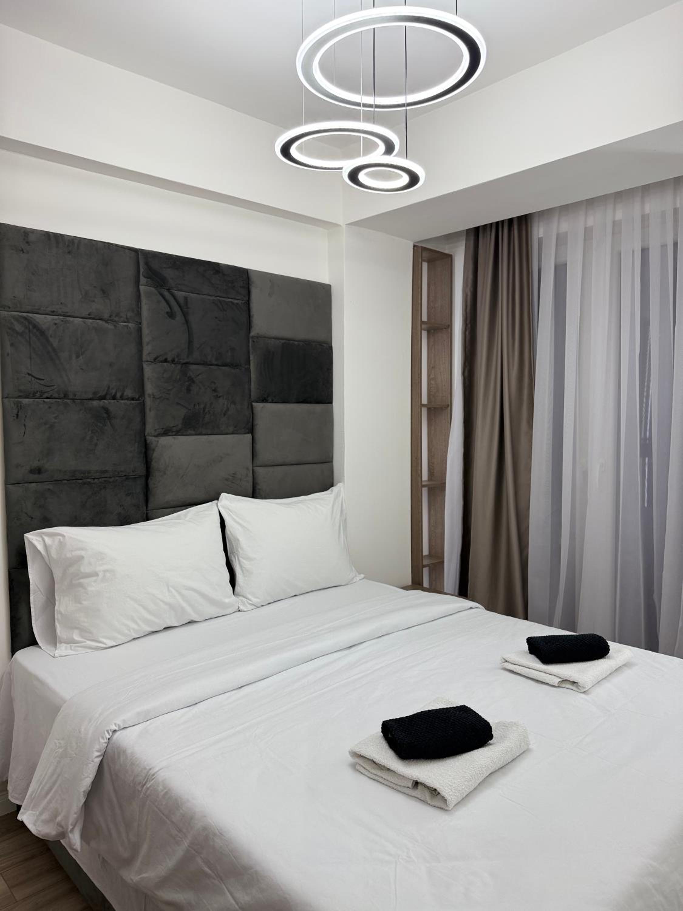 New Modern One bedroom Apartment Julija view 2
