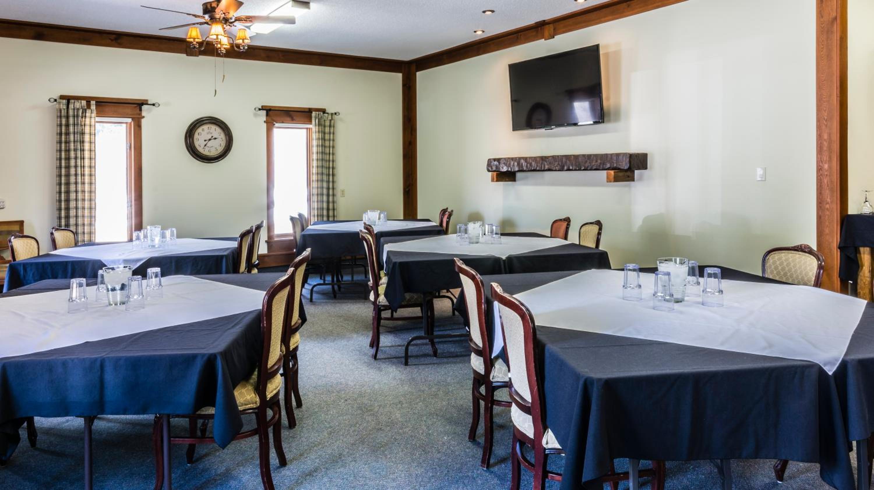 Rustlers Lodge