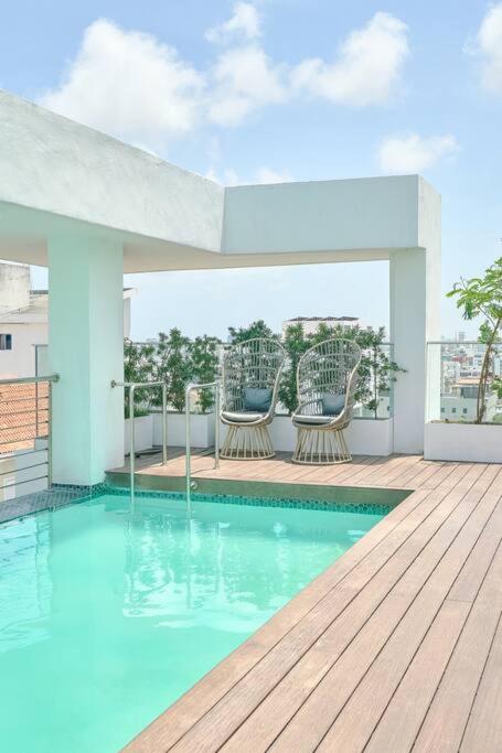 Increible apartamento con piscina
