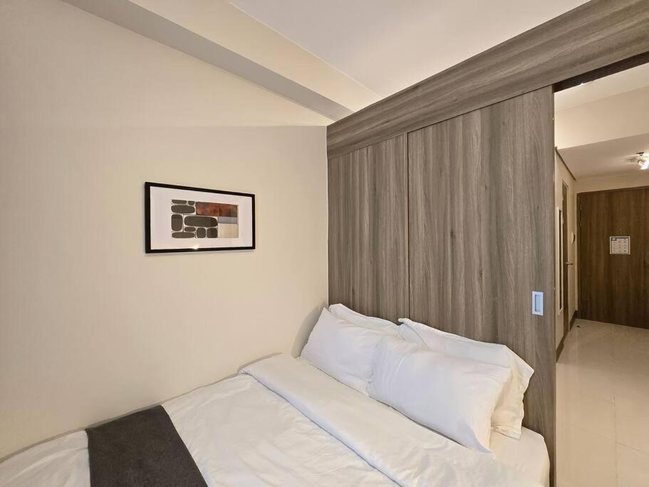 Citispace 1BR Condotel Suite at FAME Residences #FM60A