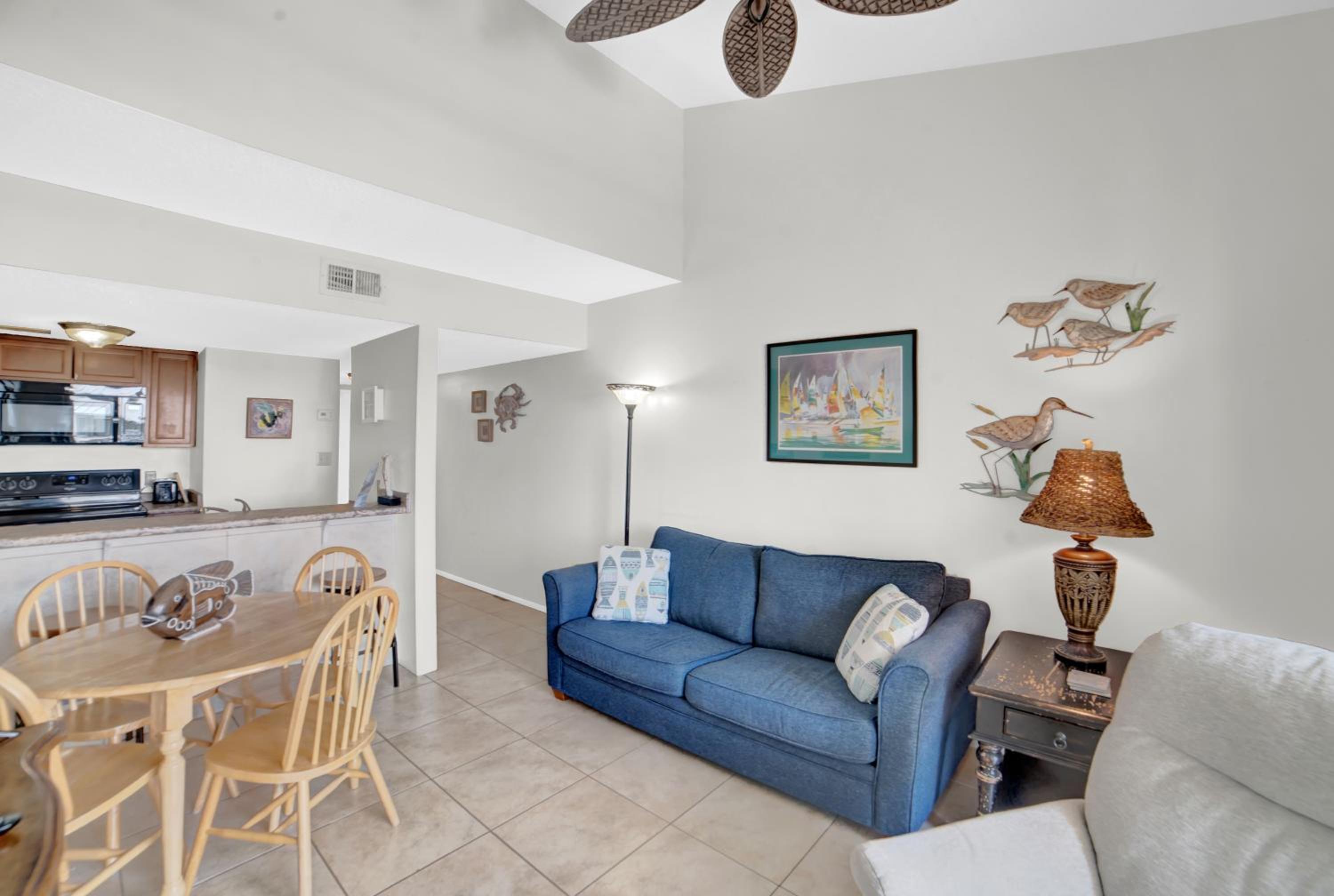 Sugar Beach 329 by Vacation Homes Collection view 4