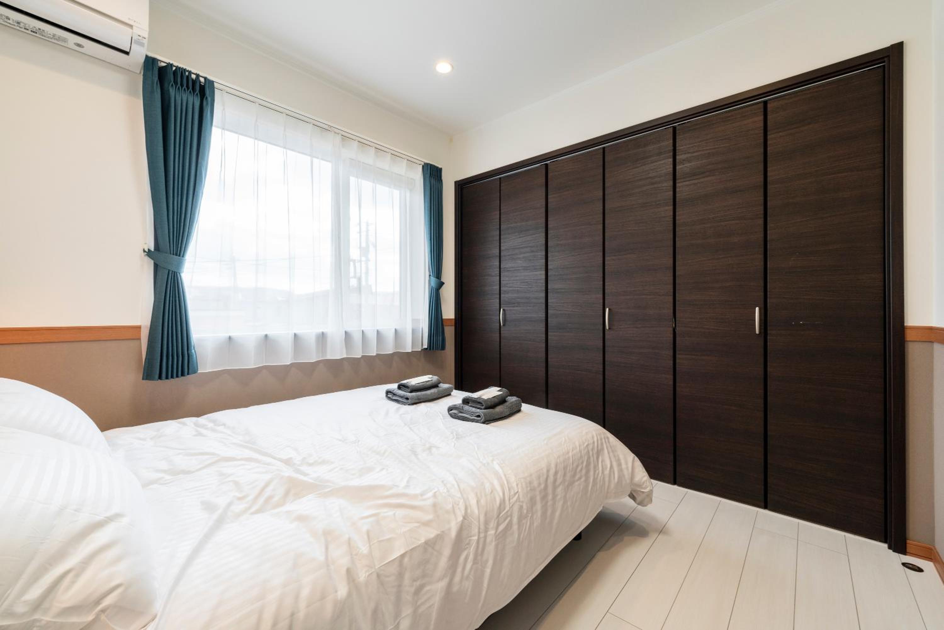 THE Shelbourne Furano