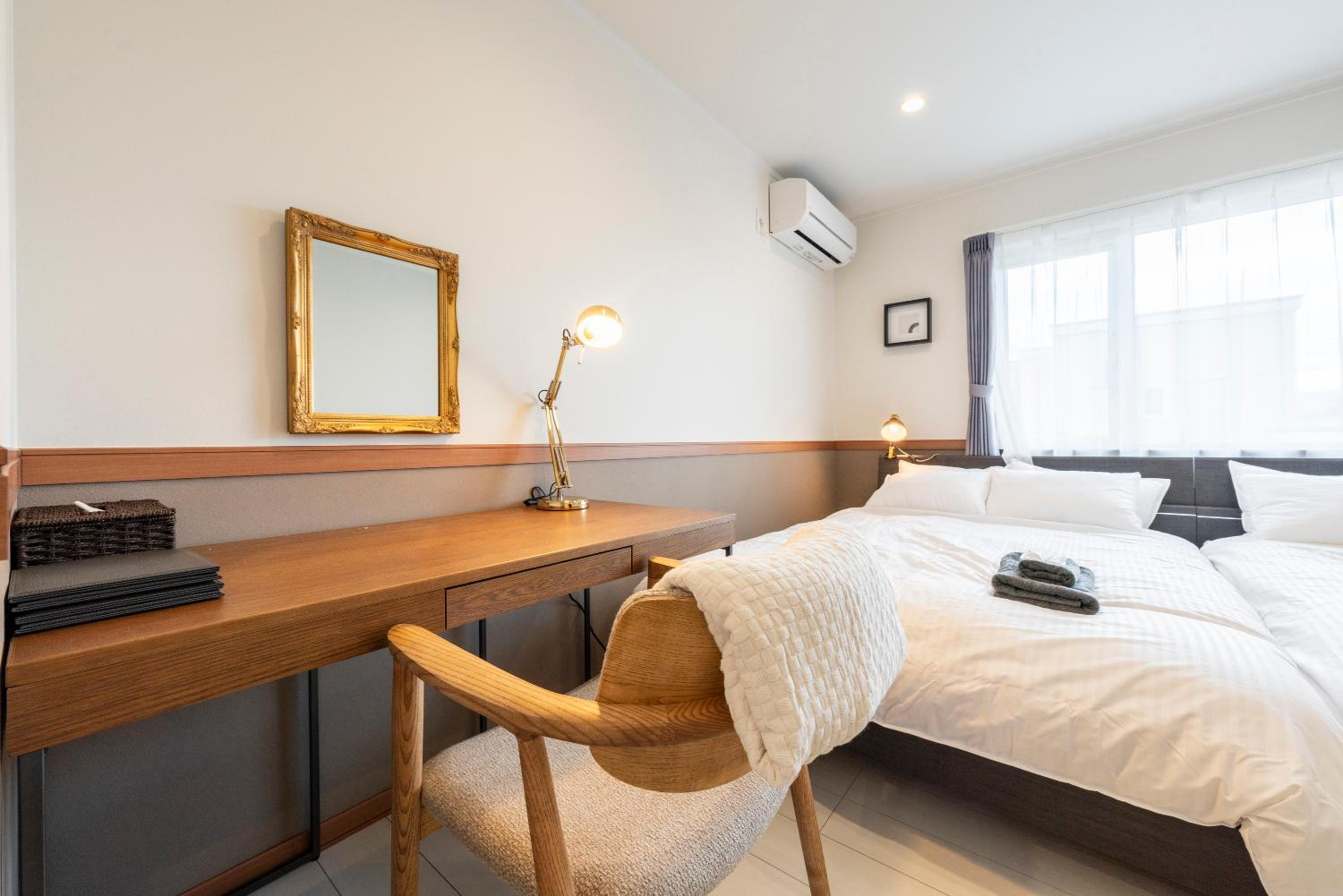 THE Shelbourne Furano