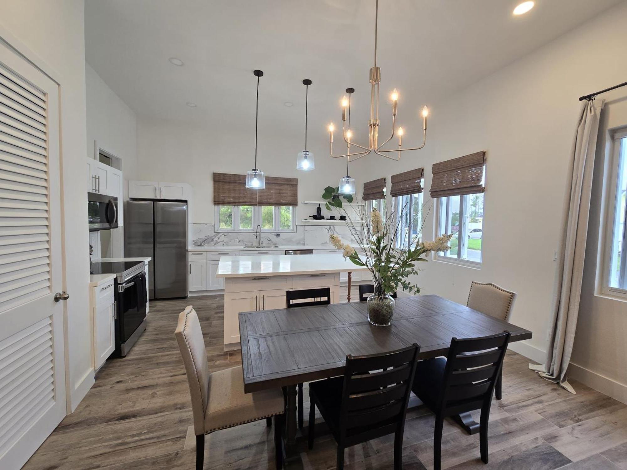 Sweet Lyford Home in Paradise with Chauffeur & Private Butler