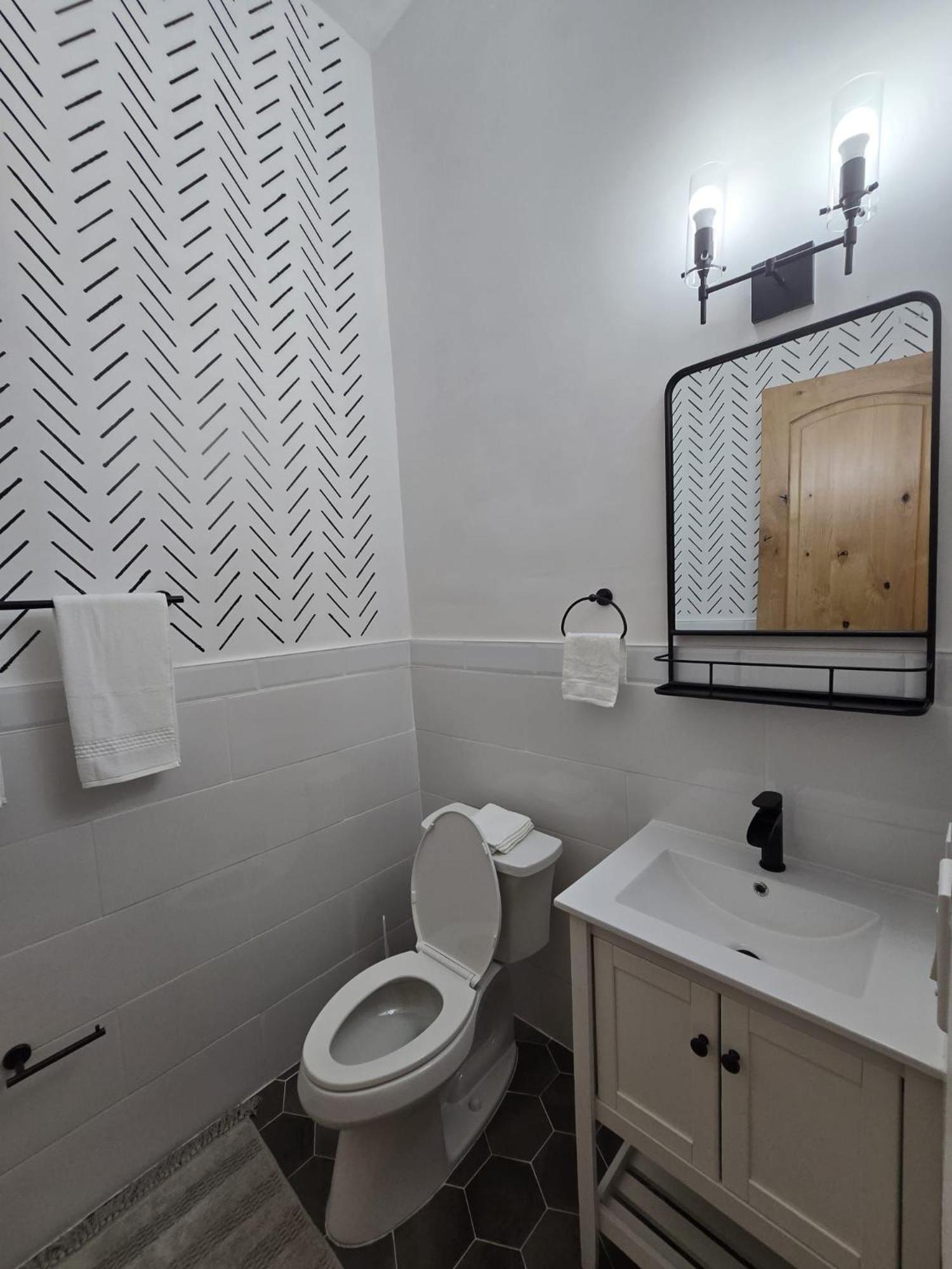 Sweet Lyford Home in Paradise with Chauffeur & Private Butler