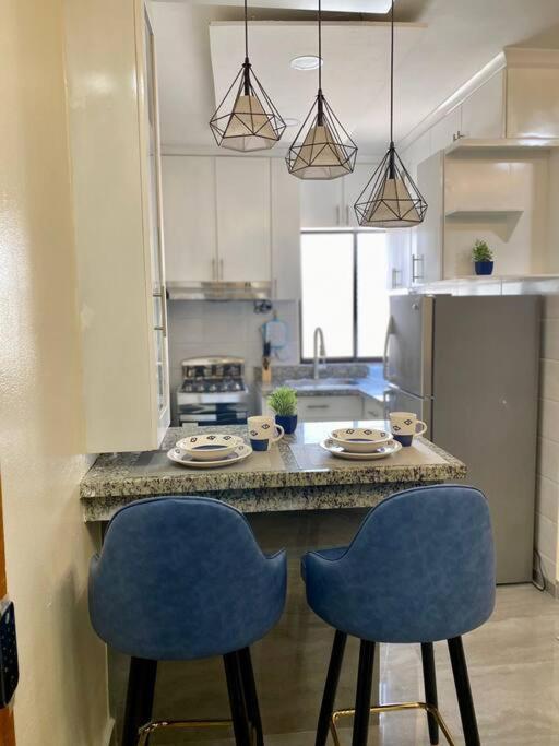 Apartment in San Pedro near Jumbo with Parking