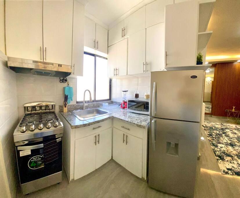 Apartment in San Pedro near Jumbo with Parking