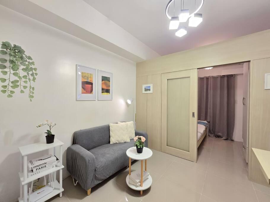 Citispace 1BR Condotel Suite at SM Light Residences #LT09A