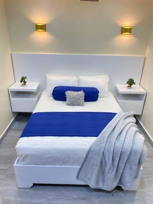 Apartment in San Pedro near Jumbo with Parking