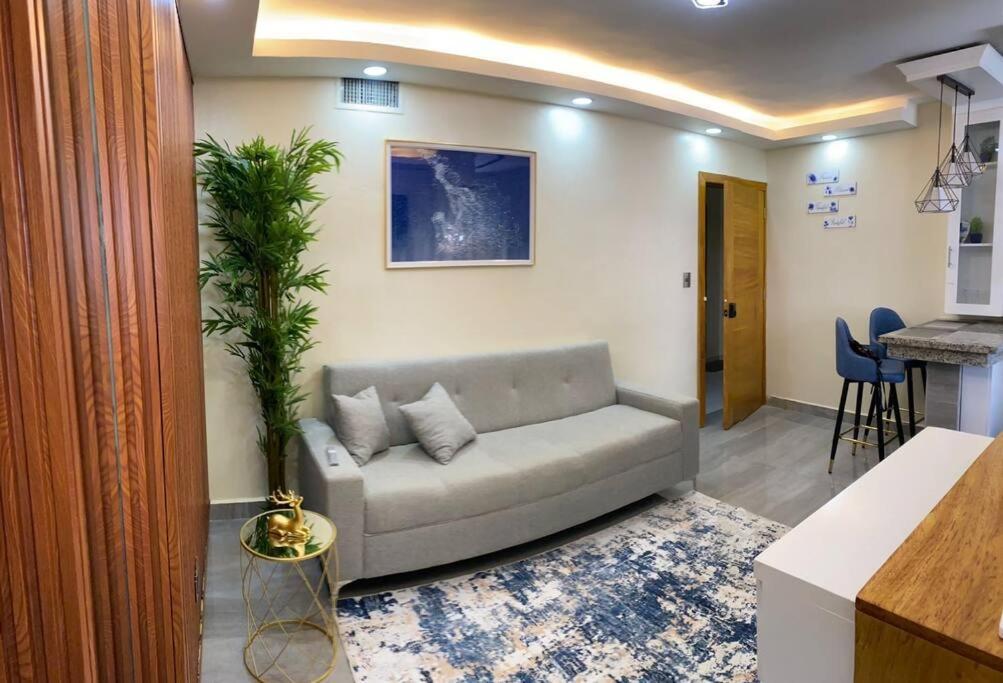 Apartment in San Pedro near Jumbo with Parking