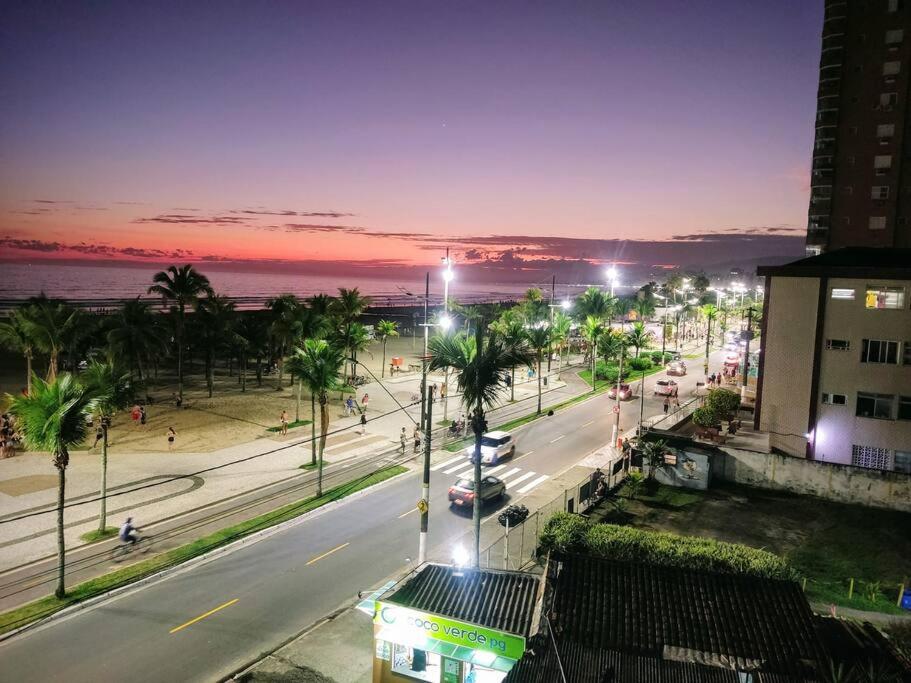 Frente para o mar Praia Grande