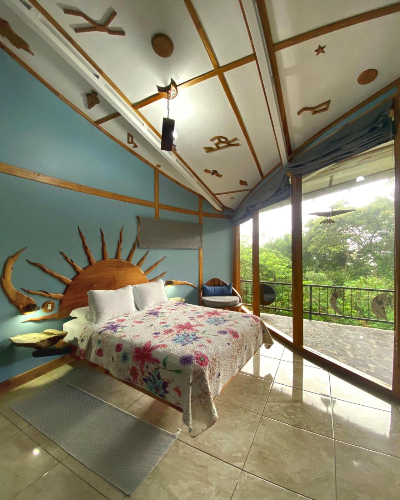 Moon Wonders Vacation House