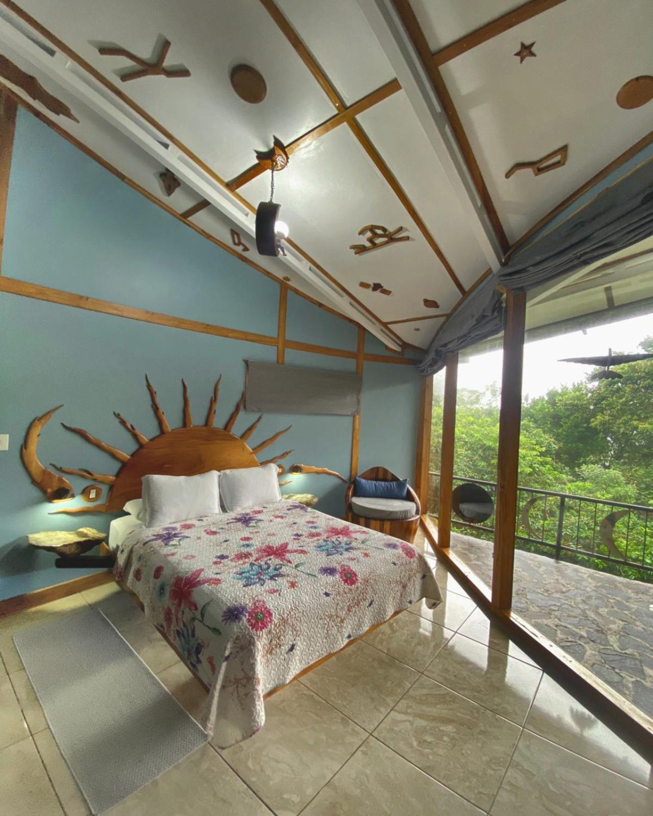 Moon Wonders Vacation House