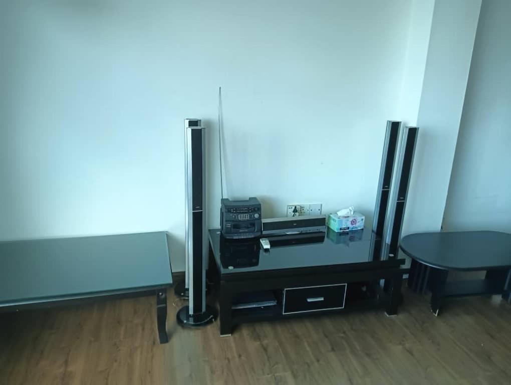 Natol Homestay - Kuching Home Penthouse Airport Road photo 2
