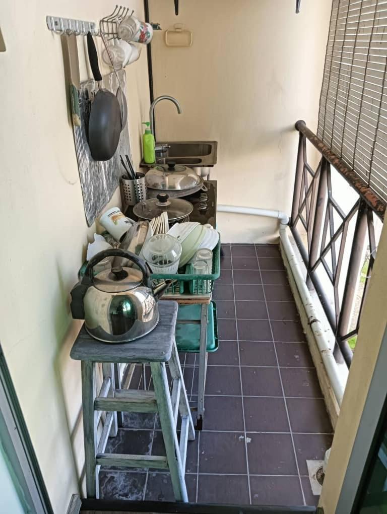 Natol Homestay - Kuching Home Penthouse Airport Road