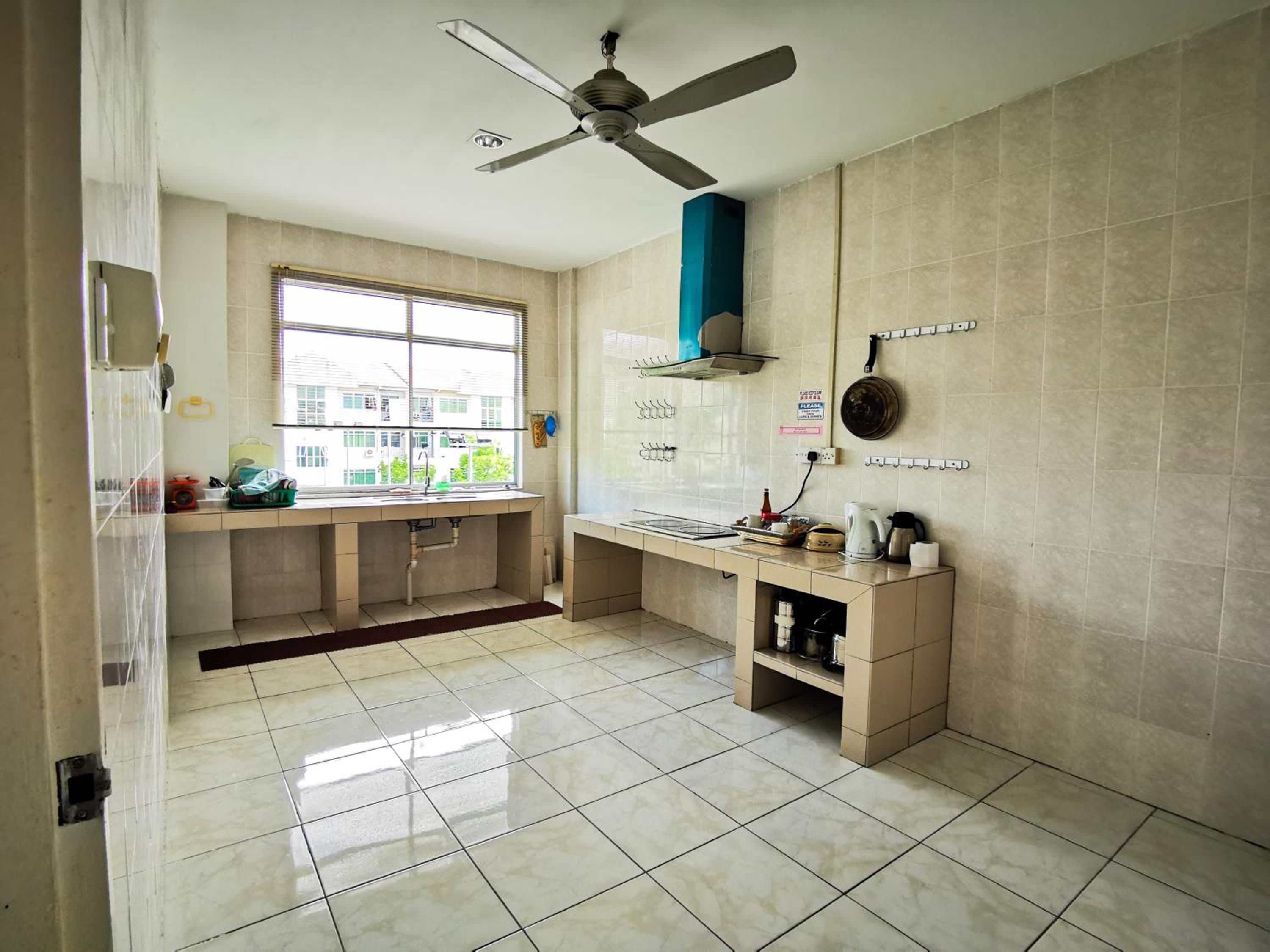 Natol Homestay - Kuching Home Penthouse Airport Road photo 3