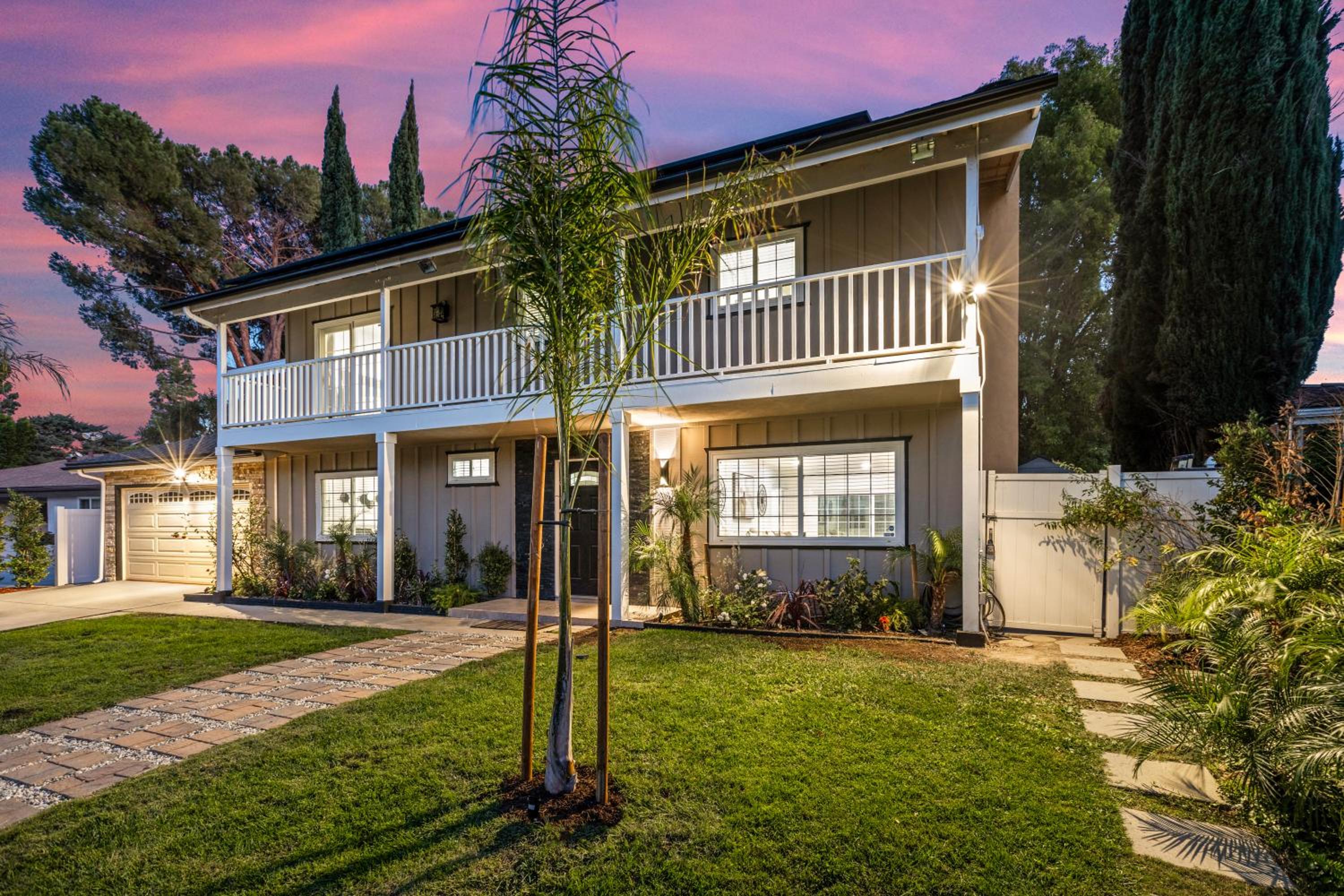 Villa Oasis: Unrivaled Views & Endless Space