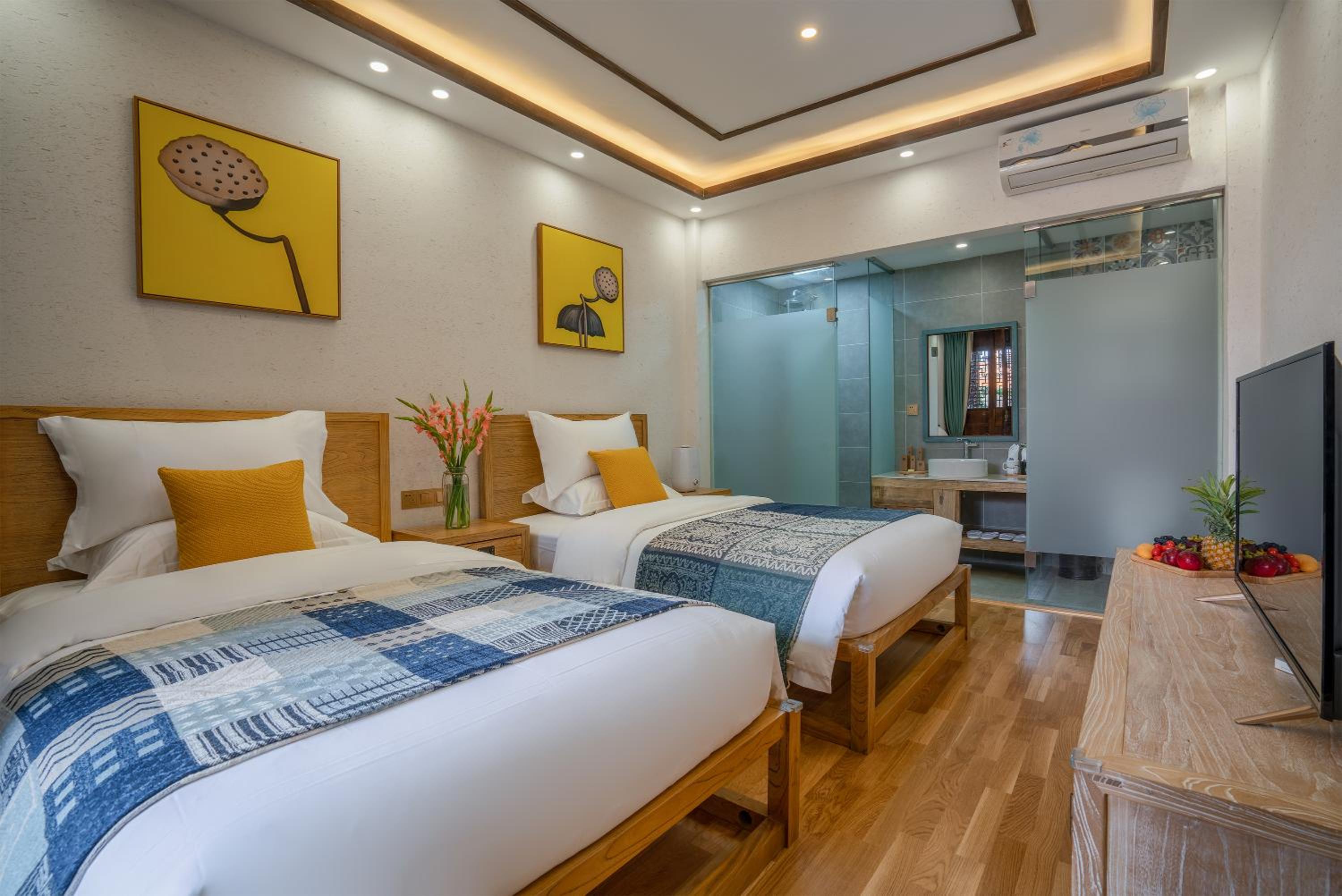 Lijiang Tinghuatang Banshan Hotel